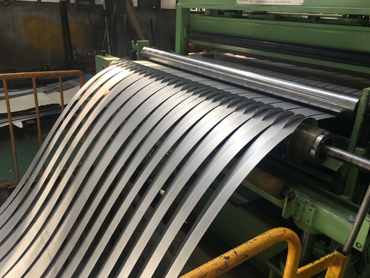 MA(0.4-2.0)X1300mm CNC 冷間ロール スリッティング ライン、設備の設計耐用年数は 20 年以上