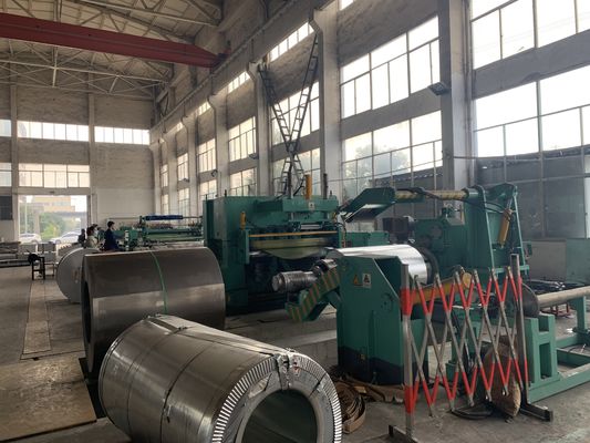 80m/min調節可能な0.4-4mmの金属のコイルのスリッター