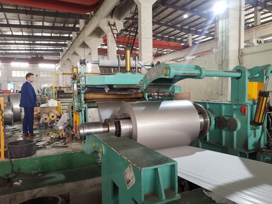 PLC制御鋼鉄コイルのスリッター1500mmのコイルの外の直径